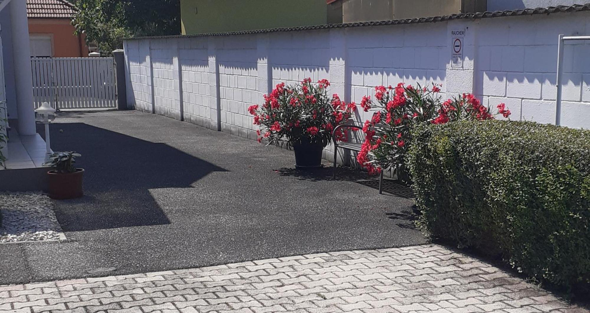 Czinger Vendegszobak Mosonmagyaróvár エクステリア 写真